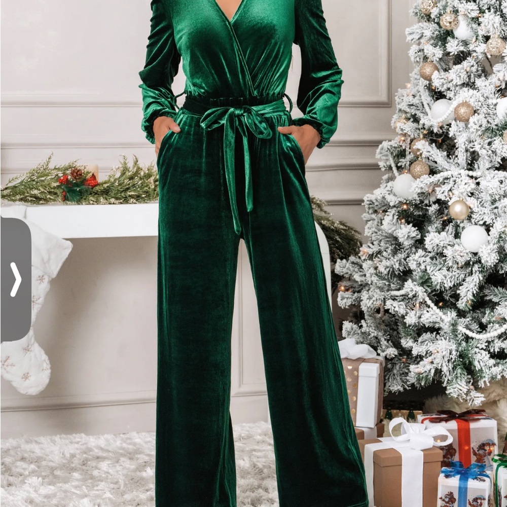 Cupshe Deep Green Velvet Dress